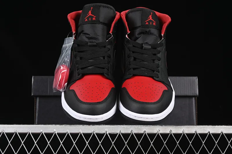 All categories Air Jordan Jordan series basketball shoes Air Jordan 1 Mid Air Jordan 1 Mid AJ1 Joe 1 black and red mid-top cultural and casual sneakers DQ8426-067